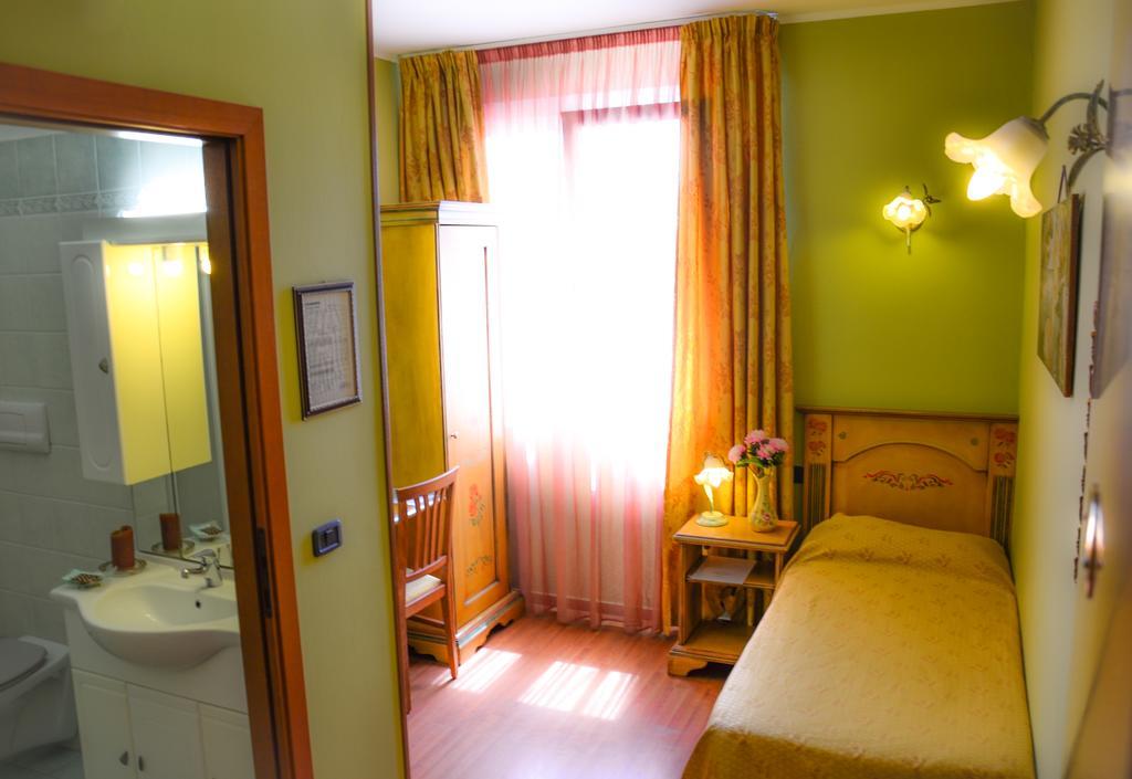 Hotel All'Antico Guerriero Cadoneghe Bagian luar foto